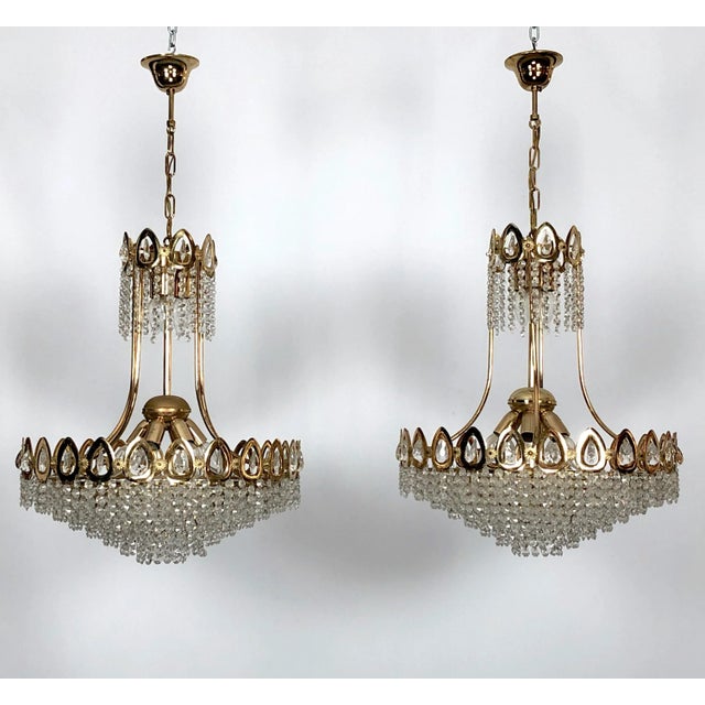 Gilt and Crystal Chandeliers from Sciolari, 1970s, Set of 2 For Sale - Image 14 of 15