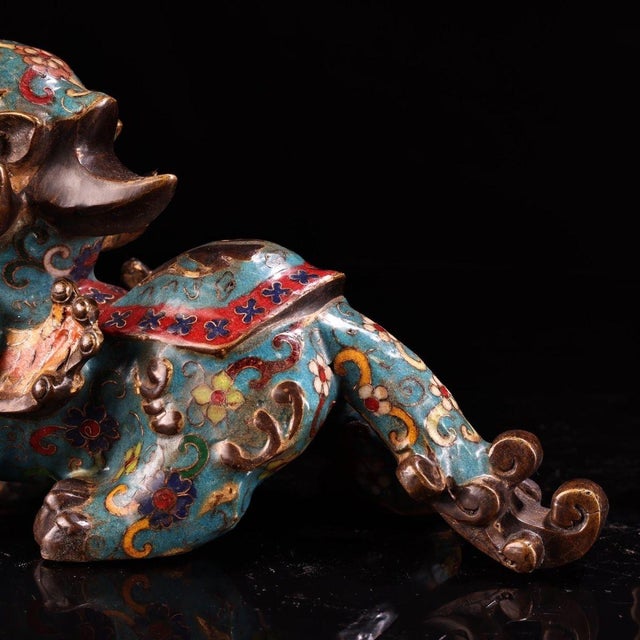 Metal Pair of Vintage Cloisonne Enamel Guardian Lions – 5.9" Foo Dog Figures For Sale - Image 7 of 10