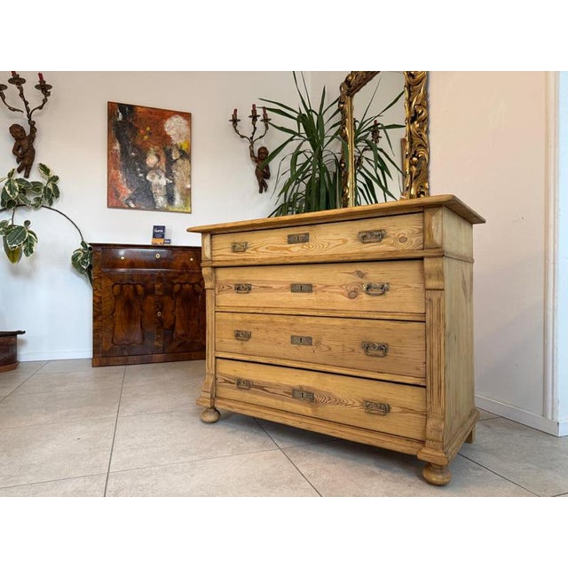 Original Restored Gründerzeit 4-Drawer Chest of Drawers Dimensions: Height x Width x Depth 89 x 114 x 56 cm For sale is an...