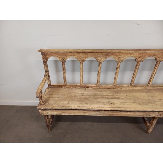 Patinated Church Bench in Fir For Sale - Image 6 of 18