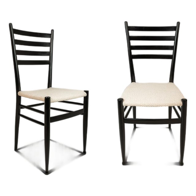 Set of Twelve (12) Mid-Century Italian Modern Bespoke Ebonized High-Back Dining Chairs in White Bouclé After Gio Ponti, Italy, C. 1960's For Sale