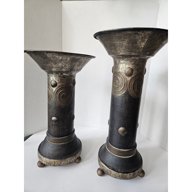 Mediterranean Pair of Bronze Gu Beaker Vases For Sale - Image 3 of 11