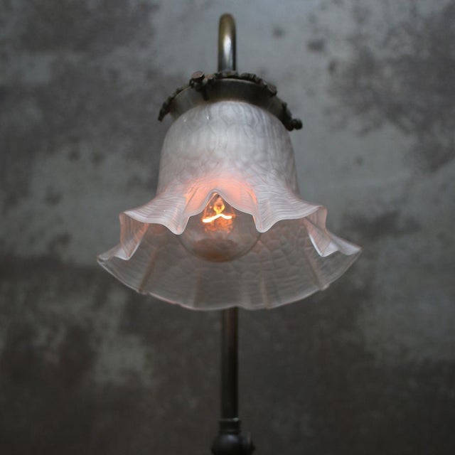 1920s Art Nouveau French Brass & Frosted Glass Table Lamp For Sale - Image 5 of 9