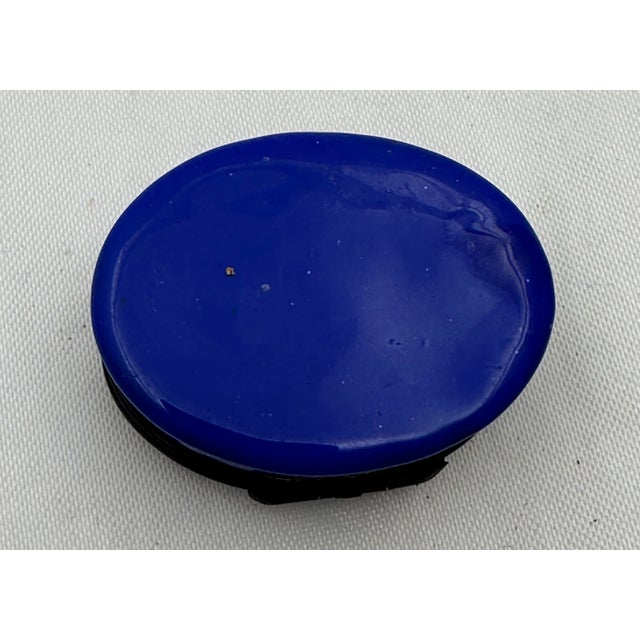 Navy Blue 19thC Samson Enamel Boxing “Set To” Patch Trinket Box For Sale - Image 8 of 9
