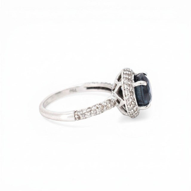 Contemporary Contemporary 18k Gold Diamond Halo Sapphire Ring - Circa 2000, Size 7 For Sale - Image 3 of 7