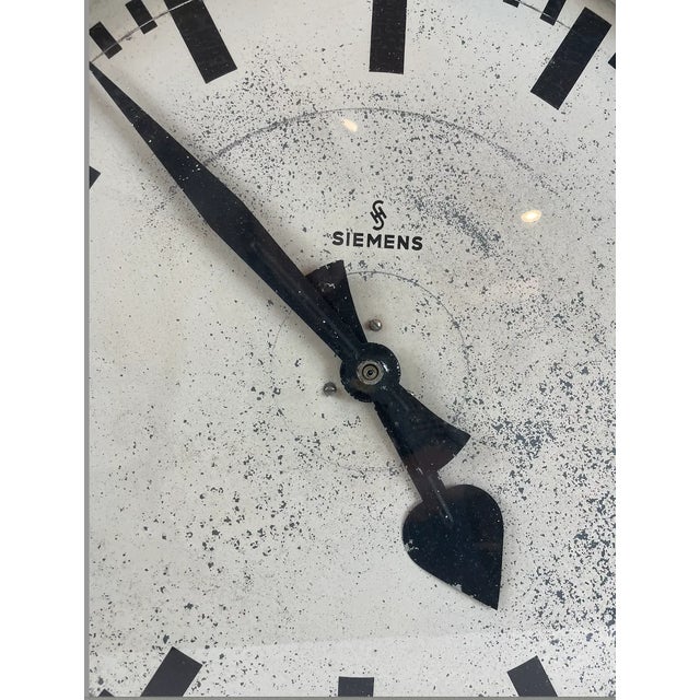 Vintage 1950s Oversized Siemens Metal Station Clock For Sale - Image 10 of 12