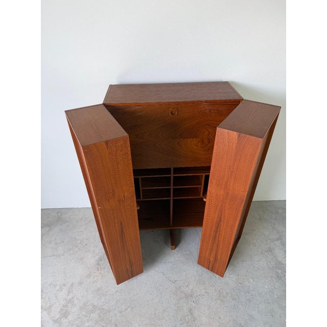 Mid-Century Danish Modern Teak “Magic Box” Folding Desk by Niels Erik Glasdam Jensen for Vantinge Møbelindustri For Sale - Image 14 of 18