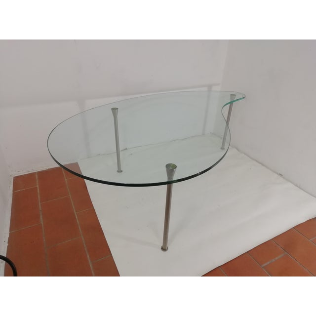 Mid-Century Modern Minimalist Tripod Coffee Table in Steel and Glass, 1970s For Sale - Image 3 of 14