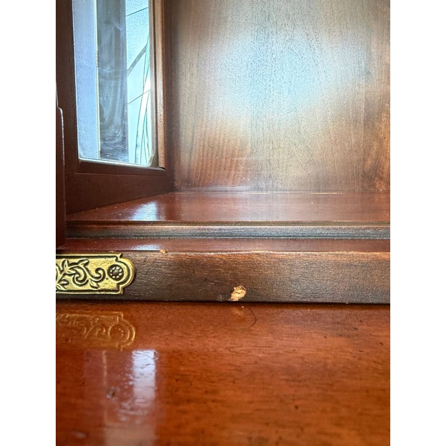 Brown 1970s Pair of Henredon Lighted Chinoiserie Mahogany Display Cabinets | Brass Campaign Hardware | 84"h For Sale - Image 8 of 18