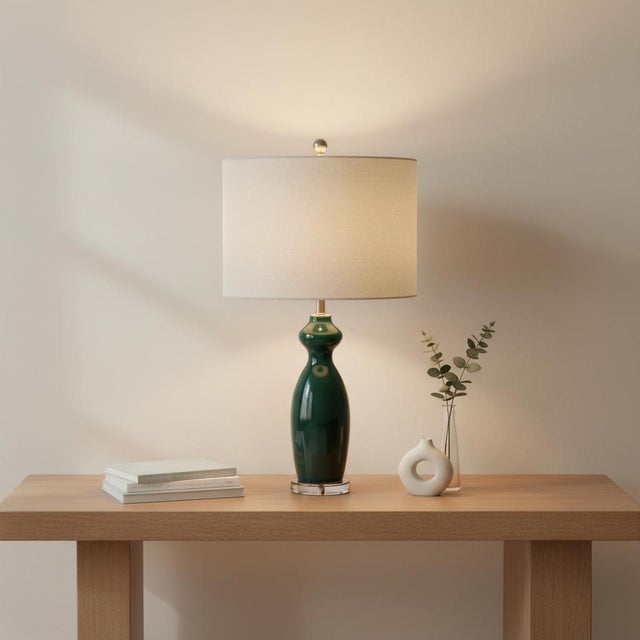 Vintage Emerald Green Ceramic Table Lamp- Lucite Base For Sale - Image 9 of 9