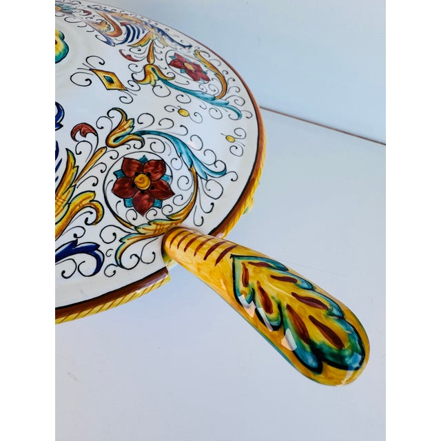 Renaissance 1980s Deruta Soup Tureen For Sale - Image 3 of 8