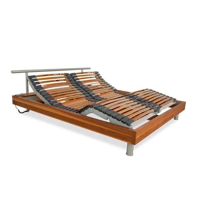 Brown Wooden Bed from Hülsta For Sale - Image 6 of 18