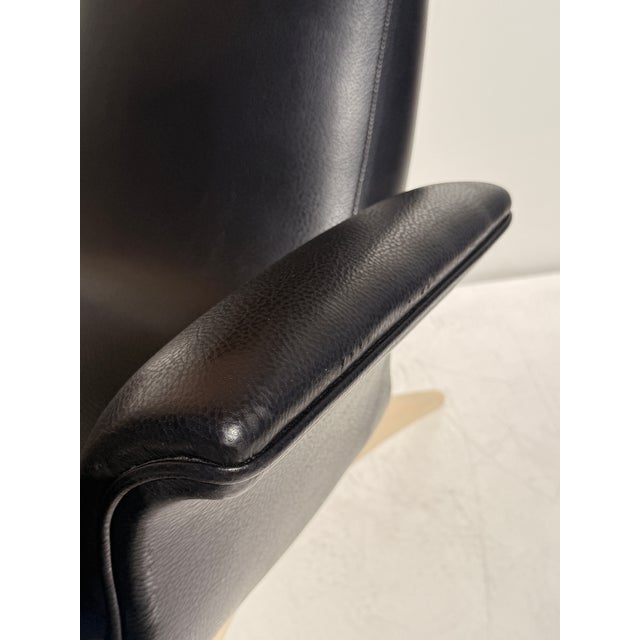 Vladimir Kagan Ondine Lounge Chair For Sale - Image 11 of 12