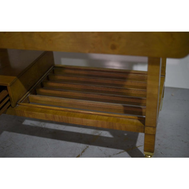 Brown Mid Century Burl Wood Rolling Drop Leaf Bar Cart by Mastercraft For Sale - Image 8 of 12