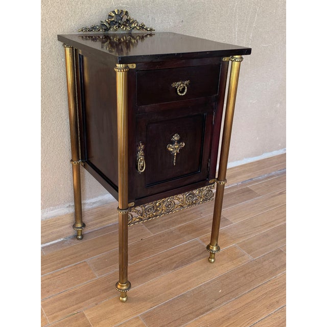 1920s French Ebonized Mahogany Nightstands With Fluted Bronze Columns - a Pair For Sale - Image 5 of 13