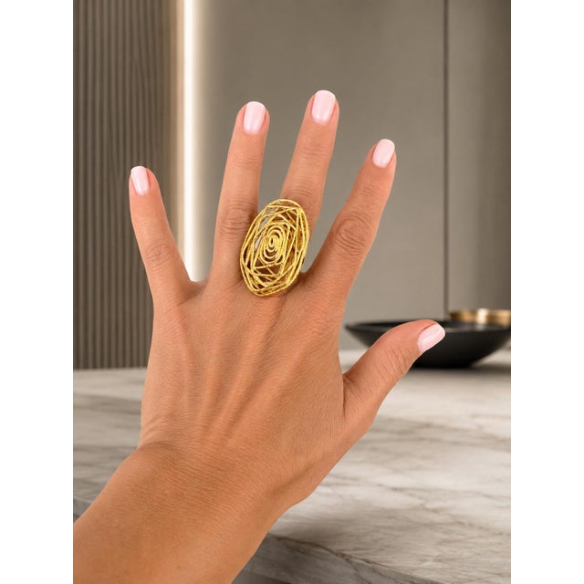 1970s Italian Modernist 18k Gold Openwork Spiral Statement Ring, Size 6 For Sale - Image 14 of 15