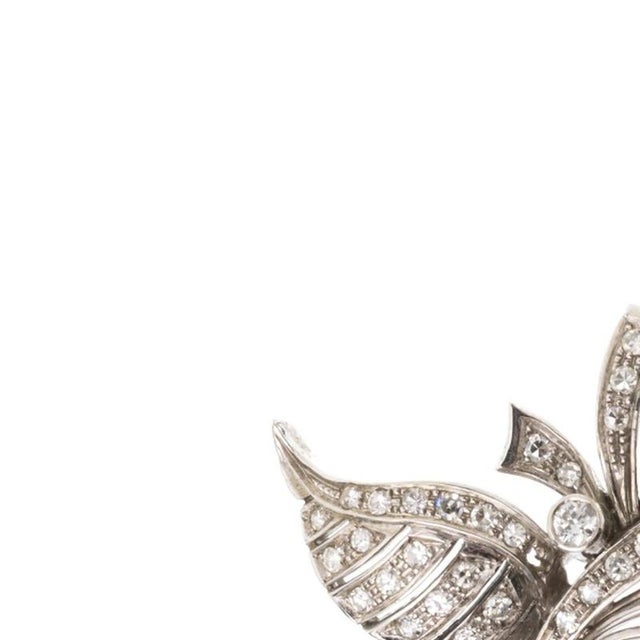 Jewelry - 19.2K gold and diamond brooch. 20th-century Portuguese piece in 19.2kt white gold, set with 8/8 cut diamonds,...