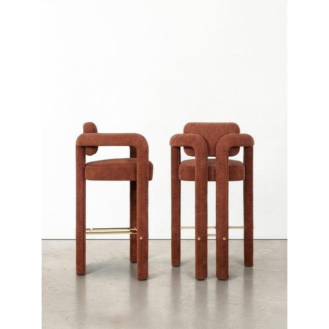 Brown Double Arch Bar Stool in Brass and Drau Ref. 5 Upholstery by Insidherland For Sale - Image 8 of 11