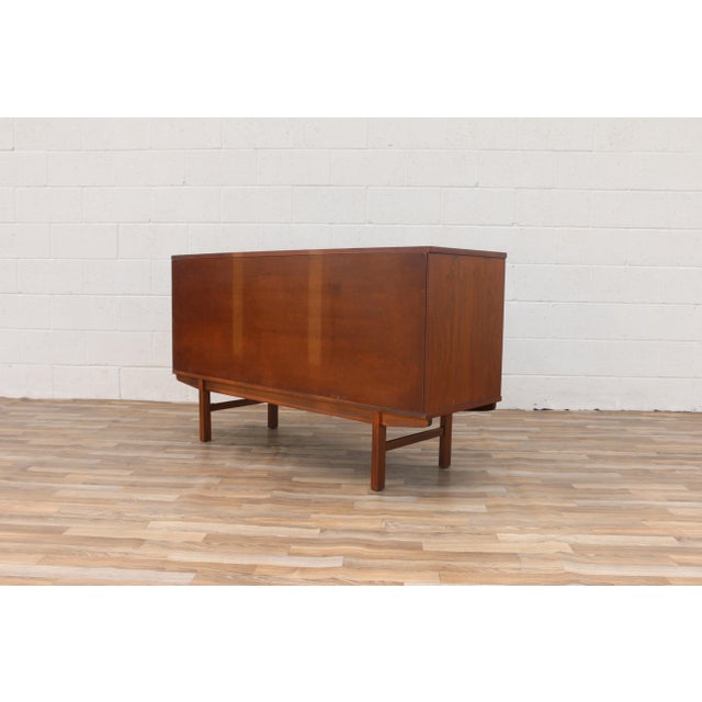 Mid-Century Modern 6-Drawer Walnut Dresser by United Furniture | Refinished Credenza, Circa 1960s For Sale - Image 17 of 18