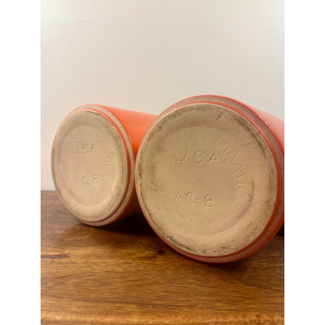 1960s Gainey Ceramics Ac-8 Orange Architectural Planters - Pair For Sale In Miami - Image 6 of 10