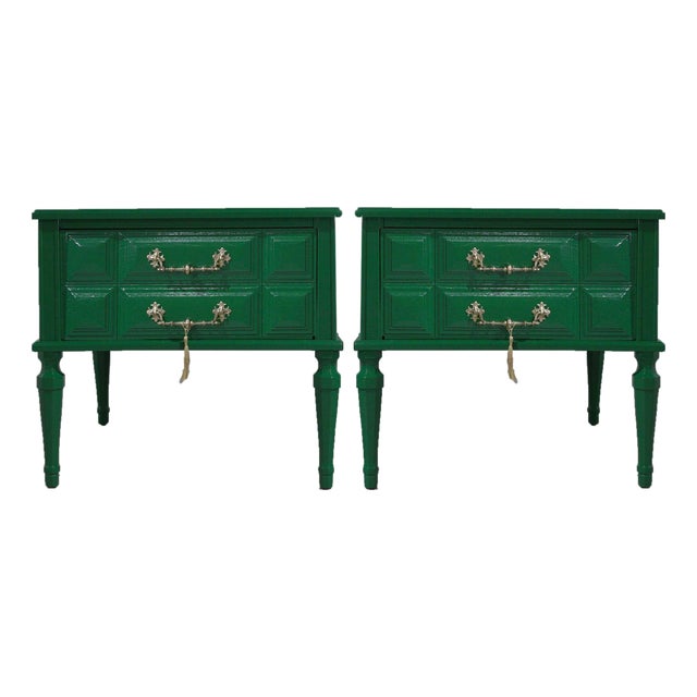 Mid 20th Century Transitional Nightstands in Green - Newly Painted For Sale