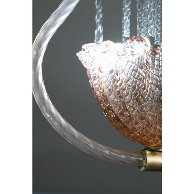 Art Deco 1950s Charming Pink and Trasparent Murano Glass Chandelier by Barovier E Toso For Sale - Image 3 of 16