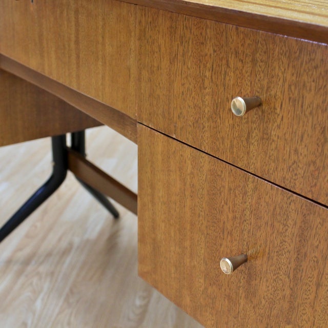 1950s Mid Century Vanity by Wrighton Furniture For Sale In Los Angeles - Image 6 of 12