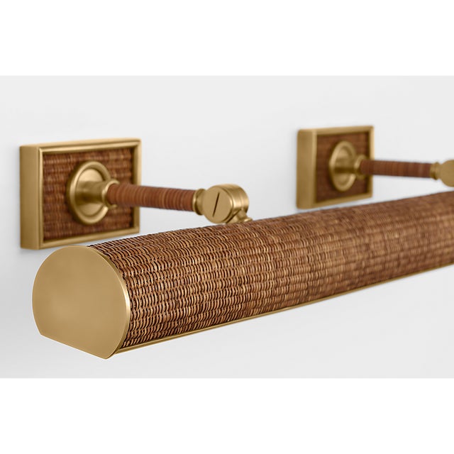 Transitional Chapman & Myers for Visual Comfort Signature Halwell 30" Picture Light in Antique-Burnished Brass and Natural Woven Rattan For Sale - Image 3 of 7
