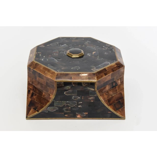 Modern Vintage Maitland Smith Abalone, Horn, Stone and Wood Hinged Large Octagonal Box Rare For Sale - Image 3 of 11