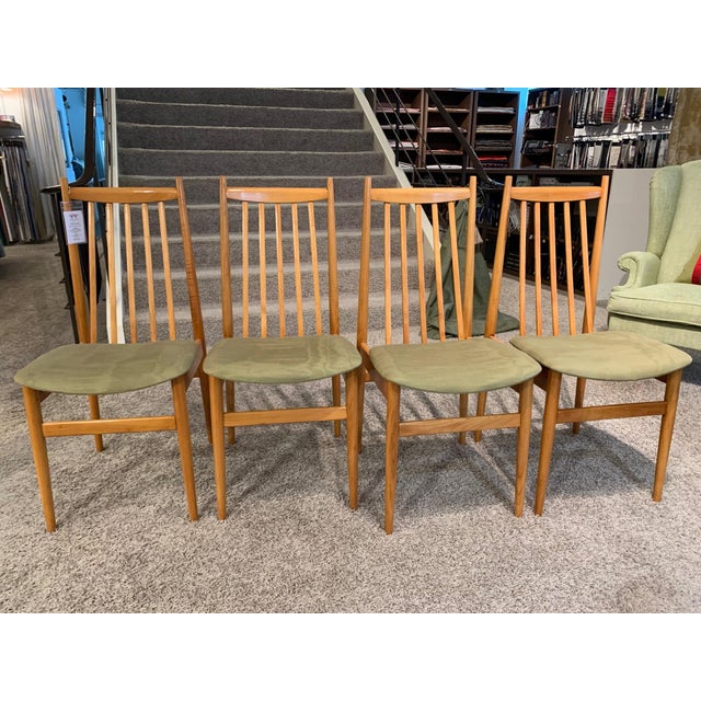 Chairs in Cherry by Casal, 1960s, Set of 4 For Sale - Image 6 of 6