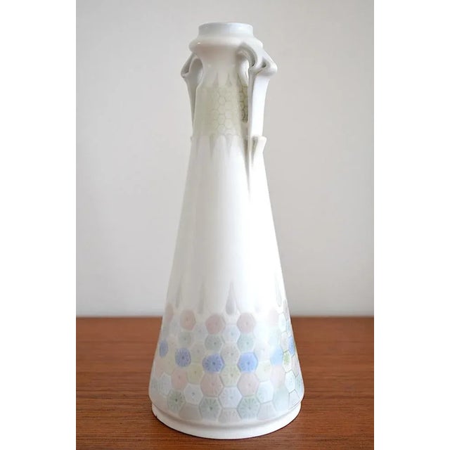 Art Nouveau Marble Porcelain Vase by Galluba & Hofmann Ilmenau For Sale - Image 4 of 11