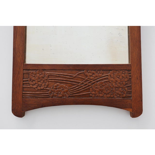 Art Nouveau Oak Coat Rack with Mirror and Floral Carvings, Belgium, 1910s For Sale - Image 4 of 12