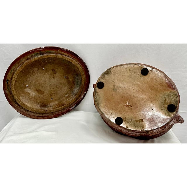 Very Rare Antique English Brown Salt Glaze Stoneware Game Pie Dish - "Terrine" - Circa 18th Century For Sale In Boston - Image 6 of 18