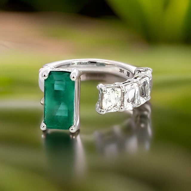 Natural Emerald Sapphire Ring Size 6.5 14k W Gold 4.95 TCW Certified For Sale - Image 13 of 13