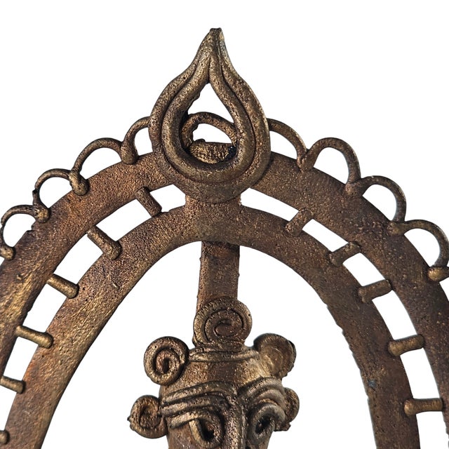 Vintage Dhokra Tribal Bronze Hindu Deity Figurine, Lost-Wax Cast, India, 4.25" For Sale - Image 4 of 5