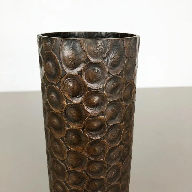 1950s Brutalist Sculptural Copper Vase, Austria, 1950s For Sale - Image 5 of 16