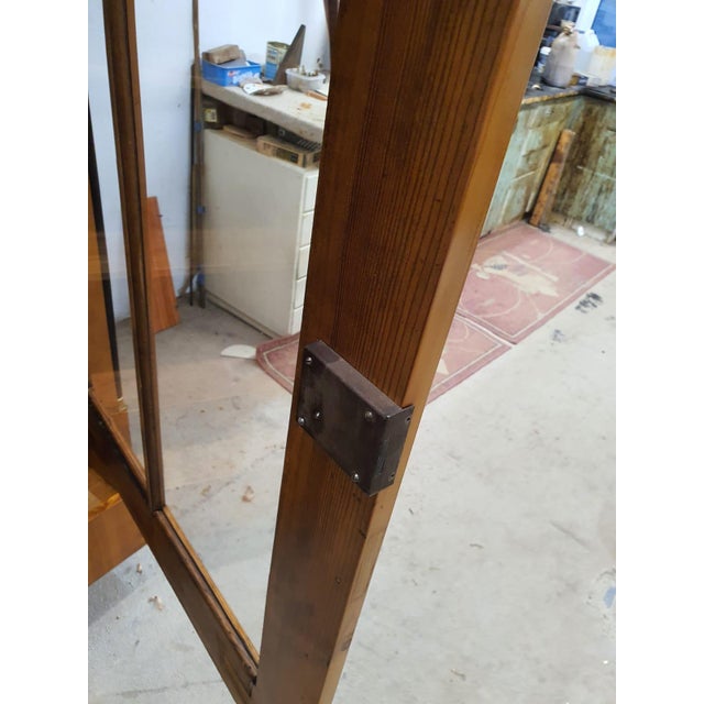 Neoclassical Display Cabinet in Cherry Wood, 1810 For Sale - Image 4 of 17