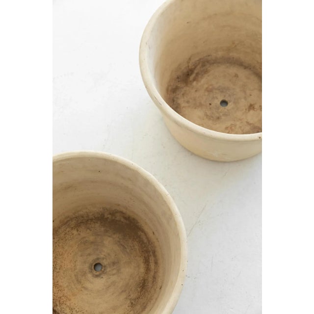 Sculpture Materials Vintage Cream Texas Clay Planters, Pair For Sale - Image 7 of 9