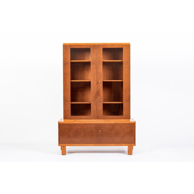 Art Deco Cherry & Burl Wood Display China or Bar Cabinet 1930s For Sale - Image 15 of 15