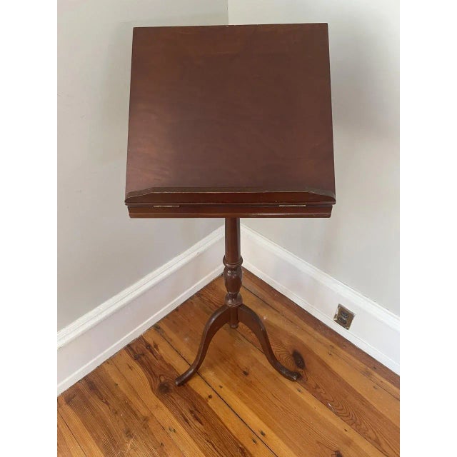 Mid 20th Century Queen Anne Style Mahogany Bookstand on Turned Pedestal Base For Sale - Image 4 of 9