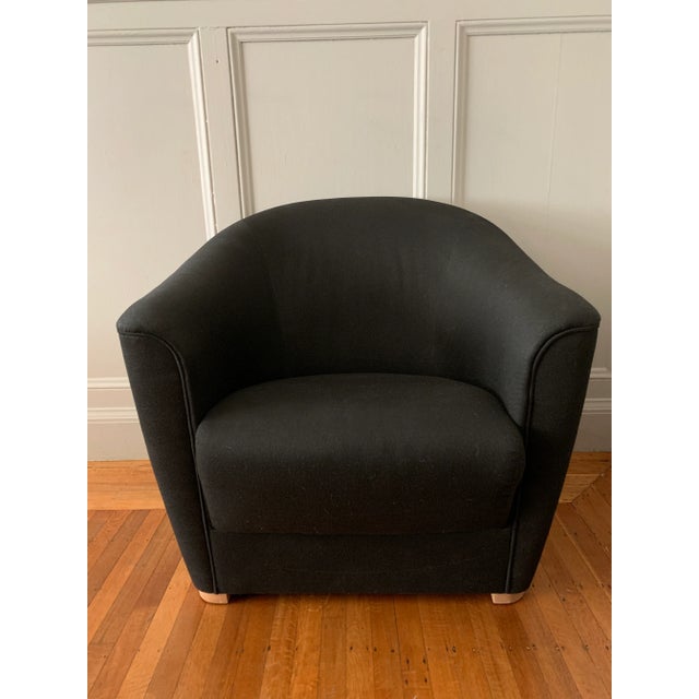 With a stylish balance of subtle curves and clean lines these chairs are simple but sophisticate and ideal for any kind of...