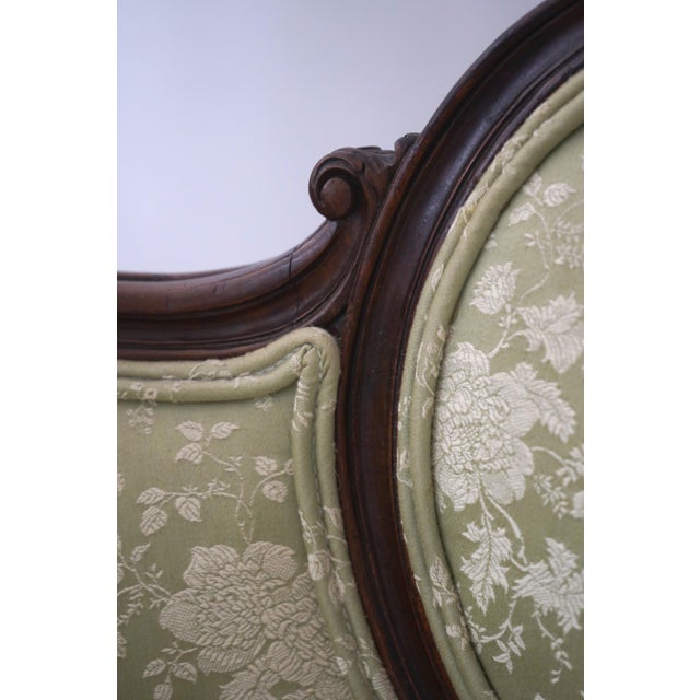 Vintage Walnut Rococo Parlor Settee W. Damask Upholstery For Sale In Philadelphia - Image 6 of 18