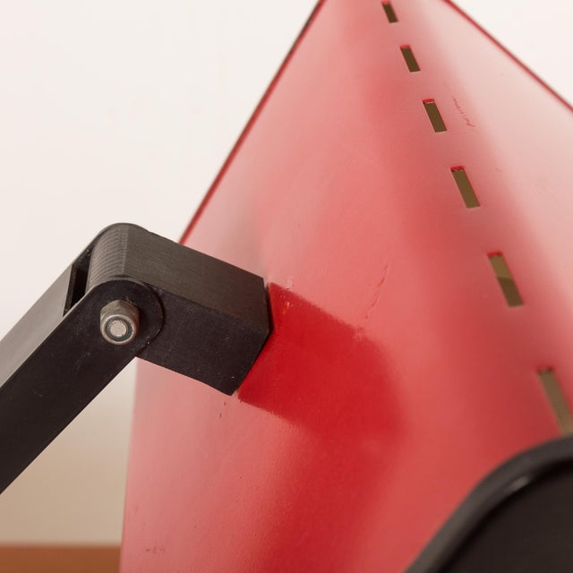 French Desk Lamp in the style of Jean Prouvé, 1970s For Sale - Image 15 of 17