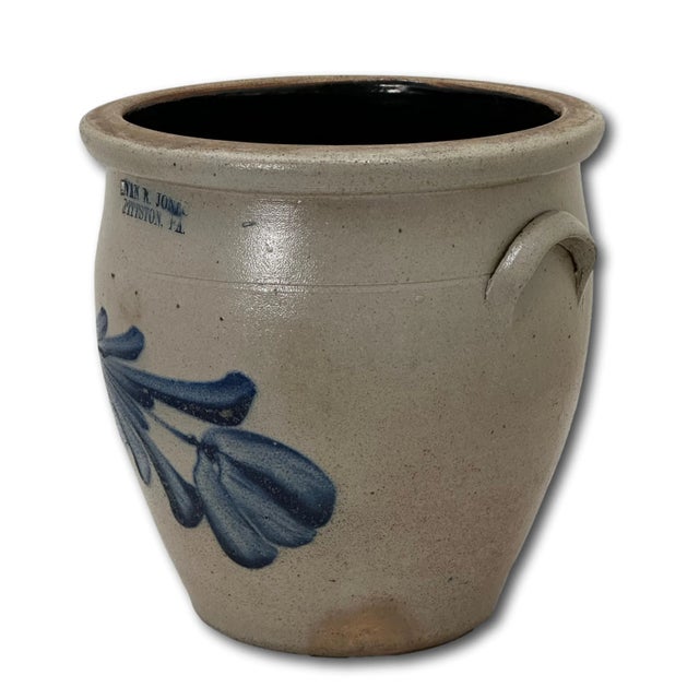 American Rare Small 1 Gallon Size Antique Evan Jones Pittston Pennsylvania Blue Decorated Stoneware Cream Jar With Handles For Sale - Image 3 of 12