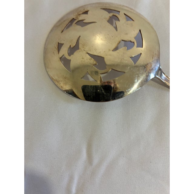 Metal Vintage Wm Rogers Silverplate Pierced Tomato Server Spoon For Sale - Image 7 of 9