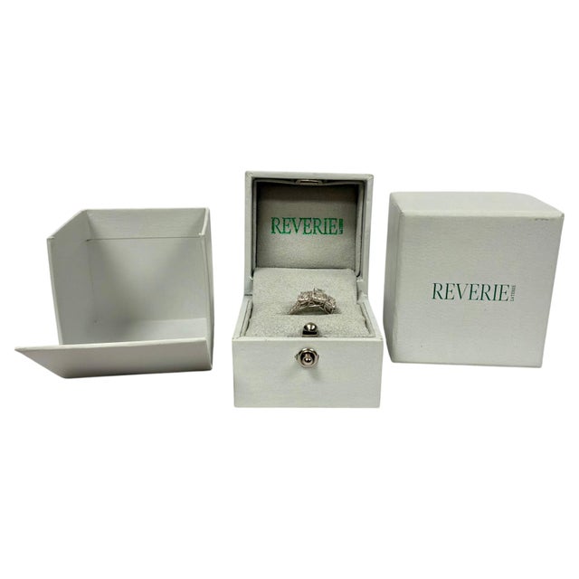 14k White Gold and Diamond Halo Engagement Cocktail Ring For Sale - Image 12 of 16