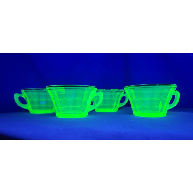 Early 20th Century Uranium Glass 4 Transparent Green Tea Cups With Gold Rim For Sale - Image 10 of 16