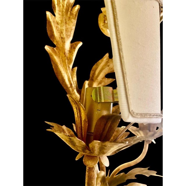 Hollywood Regency Large Florentine Gilt Wall Lamps attributed to Bianci, Italy, 1970s, Set of 2 For Sale - Image 3 of 10