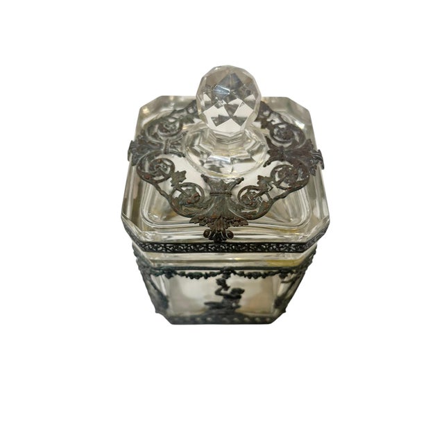 French Empire Style Crystal Vanity Jar or Casket Box For Sale In Dallas - Image 6 of 8