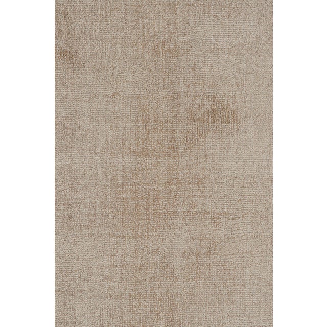 This palace-sized 13x15 rug is a grand new entry to Rug & Kilim’s Modern Collection. Hand-knotted in art silk....